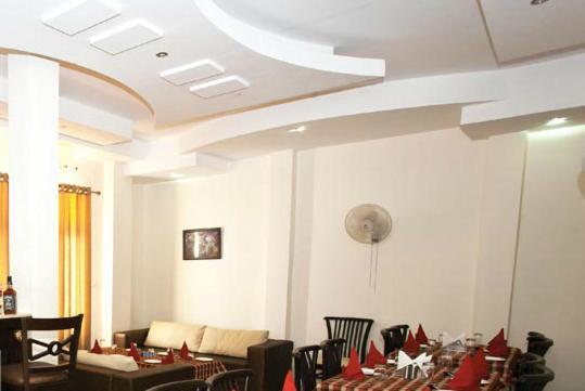Ashiana Regency Hotel Chamba Exterior photo